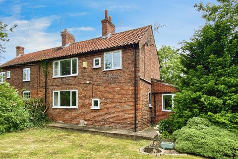 2 bedroom semi-detached house for sale, Back Lane, Westborough, Newark, NG23