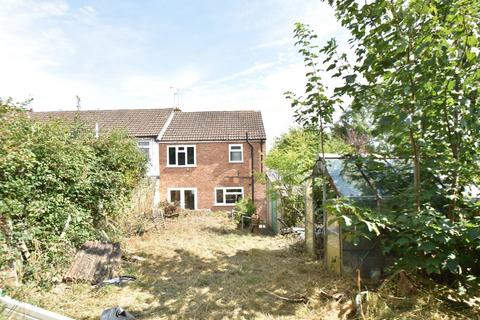 3 bedroom end of terrace house for sale, Lynton Road, Chesham, Buckinghamshire, HP5