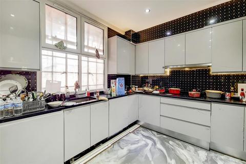 4 bedroom flat for sale, BRYANSTON COURT, GEORGE STREET, London, W1H