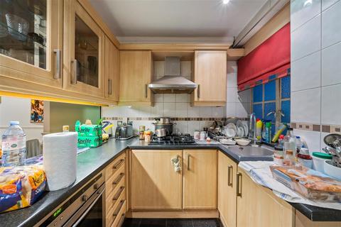 2 bedroom flat for sale, CUMBERLAND COURT, GREAT CUMBERLAND PLACE, London, W1H