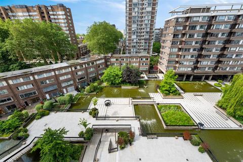 121 The Water Gardens, London, W2 2DD