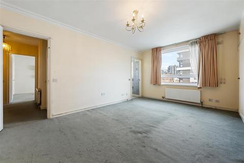 121 The Water Gardens, London, W2 2DD