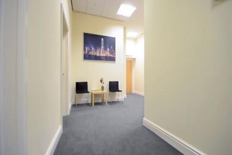 Office to rent, Croft Street, Widnes, WA8 0NQ