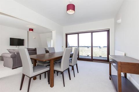 4 bedroom flat to rent, STRATHMORE COURT, PARK ROAD, London, NW8