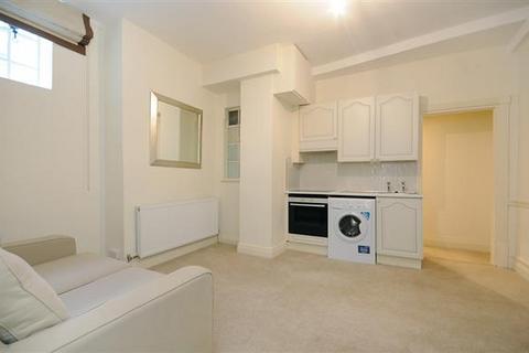 1 bedroom flat to rent, STRATHMORE COURT, PARK ROAD, London, NW8