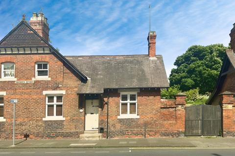 2 bedroom cottage for sale, South Garth Cottages, Sunderland Road, South Shields, Tyne and Wear, NE33 4UT