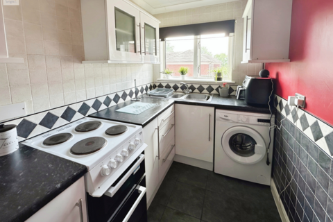 1 bedroom flat for sale, Deveron Court, Hinckley