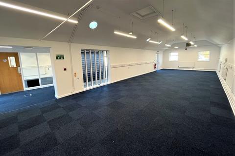 Office to rent, Unit 6 Bolding Hatch Business Centre, Bishops Stortford Road, Roxwell, Chelmsford, Essex, CM1