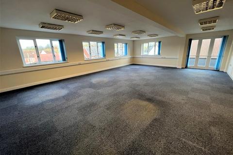 Office to rent, Cardinals Court, Bradford Street, Braintree, Essex, CM7