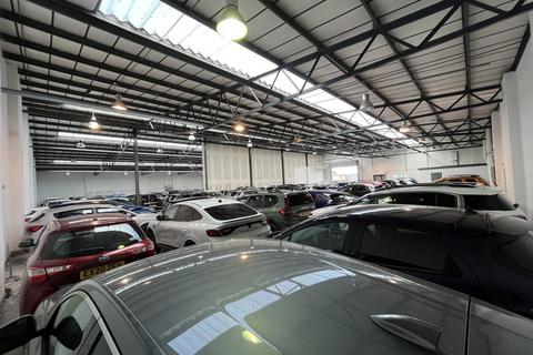 Warehouse to rent, 10 Bilton Road, Chelmsford, Essex, CM1