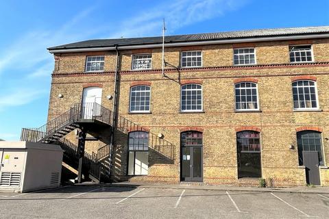 Retail property (out of town) to rent, 3a, The Old Ironworks, Fullbridge, Maldon, Essex, CM9