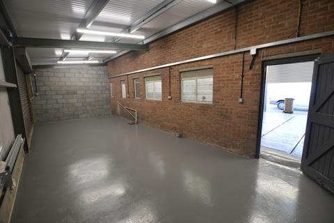 Industrial unit to rent, Unit 7, Harrison Drive, Braintree, Essex, CM7