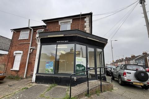 Retail property (high street) to rent, 111 Felixstowe Road, Ipswich, East Of England, IP3