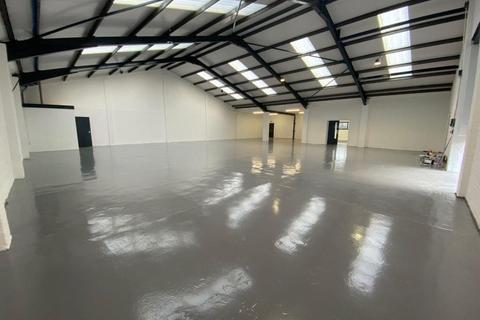 Industrial unit to rent, Units L & P, Global Park, Eastgates, Moorside, Colchester, Essex, CO1