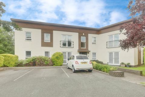 2 bedroom apartment for sale, Priorywood Drive, Leigh-on-sea, SS9