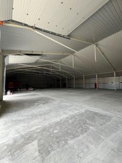 Warehouse to rent, Wellington Building, Earls Colne Business Park, Earls Colne, Essex, CO6