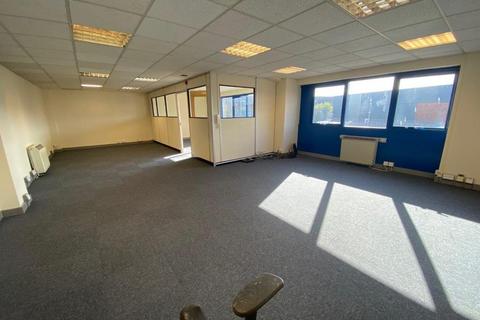 Warehouse to rent, 2 Crown Gate , Severalls Park , Colchester, Essex