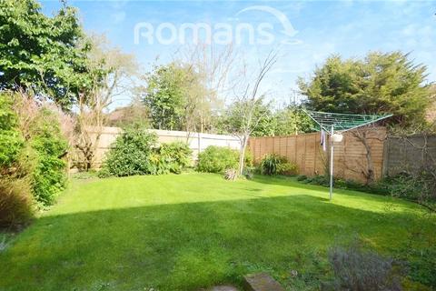 8 Centurion Close, College Town, Sandhurst, GU47 0HH