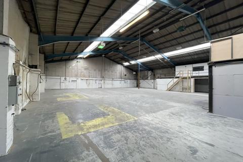 Industrial unit to rent, Unit 3, Haven Road, Colchester, Essex, CO2