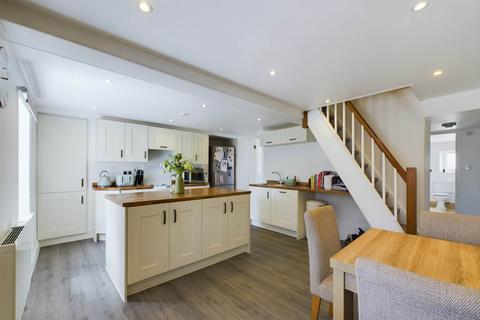 4 bedroom terraced house for sale, Rue De La Croix, St Ouen