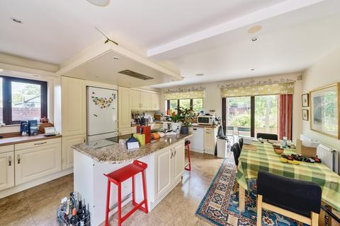 4 bedroom detached house for sale, Lower Marsh Road, Warminster, BA12