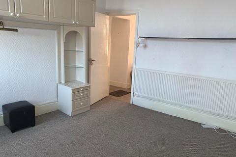 1 bedroom flat to rent, Smethwick, Birmingham B66