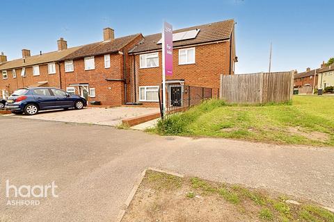 2 bedroom end of terrace house for sale, Nettlefield, Ashford