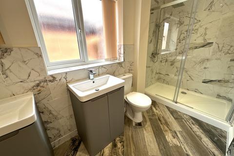 14 Ravens Way, Burton-on-trent, DE14 2JS