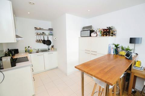2 bedroom flat for sale, St Georges Island, Castlefield, Manchester, M15