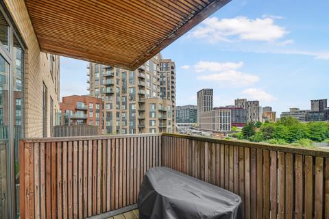 2 bedroom apartment for sale, at Yardmaster House, 11 Cross road, London CR0
