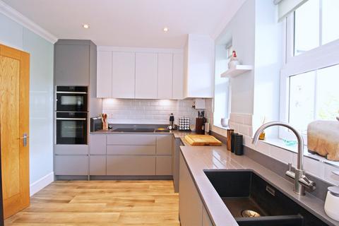 3 bedroom flat for sale, St Martins Lane, Langley Park, Beckenham, BR3