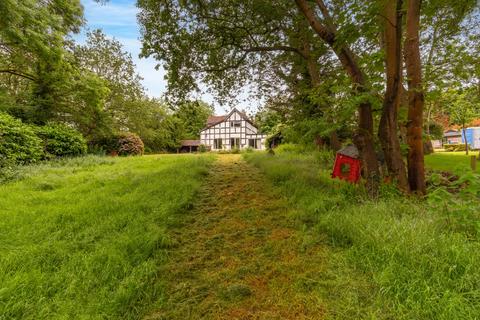 3 bedroom detached house for sale, Alderbourne Lane, Iver, Buckinghamshire, SL0