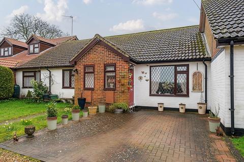 1 bedroom terraced bungalow for sale, Fairview Meadow, Oakley, RG23