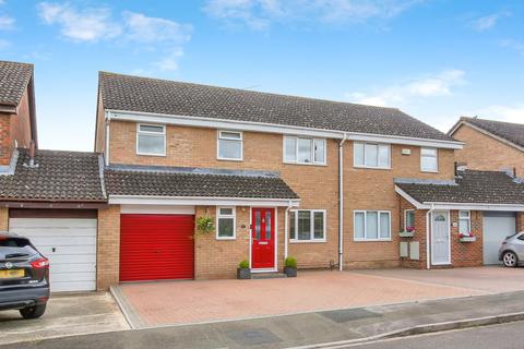 12 Weavers Road, Quedgeley, Gloucester, GL2 4WX