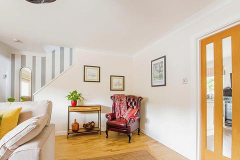 12 Weavers Road, Quedgeley, Gloucester, GL2 4WX