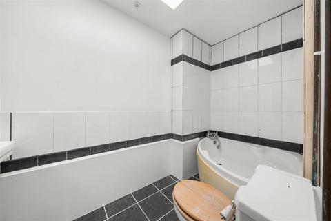 22 Hill Road, Oakley, Basingstoke, RG23 7HR