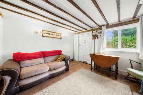 22 Hill Road, Oakley, Basingstoke, RG23 7HR