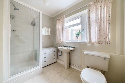24 The Drive, Oakley, Basingstoke, RG23 7BA