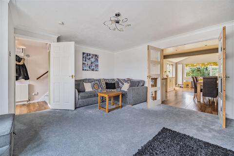 7 Tollgate Close, Oakley, Basingstoke, RG23 7BH