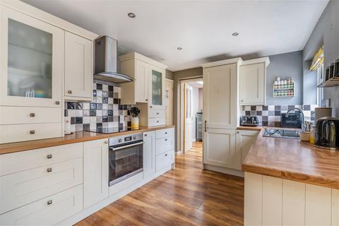7 Tollgate Close, Oakley, Basingstoke, RG23 7BH
