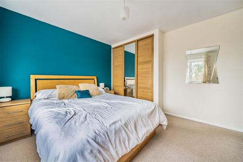7 Tollgate Close, Oakley, Basingstoke, RG23 7BH