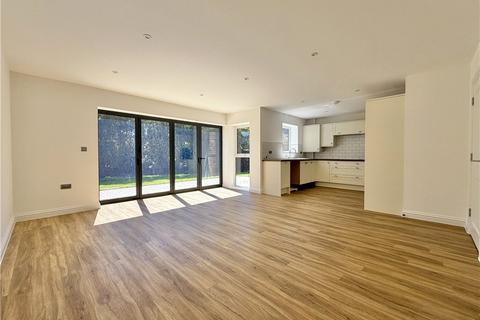 3 bedroom detached house for sale, Botley Road, Romsey, Hampshire