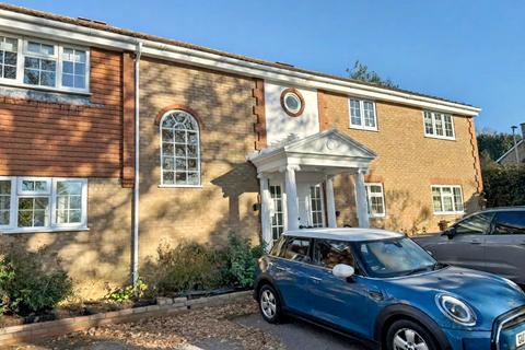 undefined, St. Barnabas Court, Crawley RH10