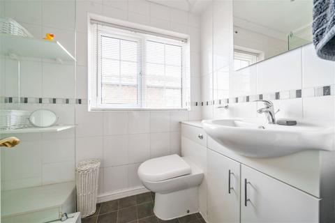 6 Beech Tree Close, Oakley, Basingstoke, RG23 7EF
