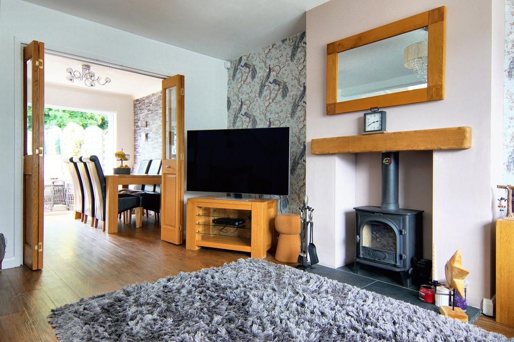 Ettington Road, Coventry CV5 3 bed semidetached house for sale £335,000