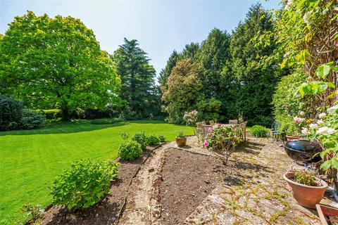 1 Rectory Road, Oakley, Basingstoke, RG23 7LJ