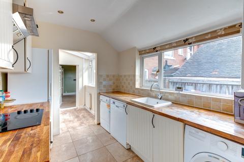 3 bedroom terraced house to rent, Beecher Street, Halesowen, West Midlands, B63