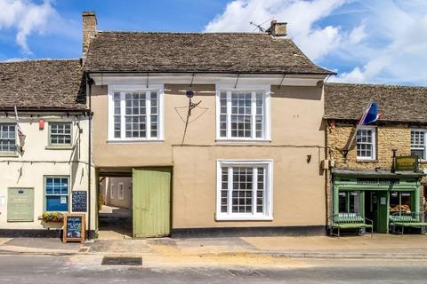 2 bedroom terraced house for sale, High Street, Lechlade, Gloucestershire, GL7