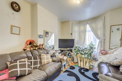 3 bedroom terraced house for sale, Doggett Road, Catford, London, SE6