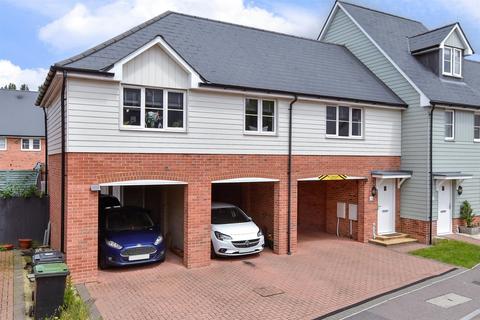 2 bedroom coach house for sale, Hengist Drive, Aylesford, Kent
